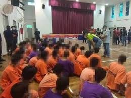 Looking how to get from gemas to pasir mas? 20 Tahun Hisap Dadah