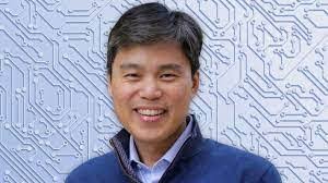 Daniel Arne's Instagram, Twitter & Facebook