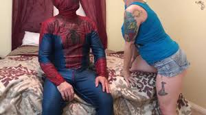 Spiderman y Vanessa Carlysle BJ Facial ABRIDGED