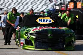 Nascar isn't as simple as trying to drive in a few hundred circles faster than everyone else, and hasn't ever been. Today In Pictures Chase Elliott Nascar Jr Motorsports Today In Pictures