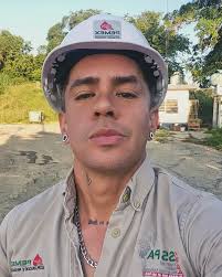 Robert Guzman (@robertguzman.420) • Instagram photos and videos