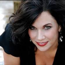 Shanna Stanton's Instagram, Twitter & Facebook