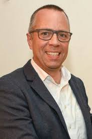 Wahlkampf im Oberland: Abgerissene Plakate, eingetretene Stellwände