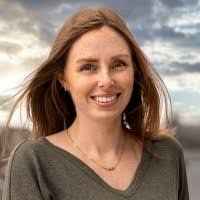 Darby Mills's Instagram, Twitter & Facebook