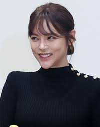 과거 환생을 거듭하며 무림정복을 노렸던 정우는 계속해서 자신과 동귀어진하는 진강백 때문에 번번이 무림정복에 실패하고, 결국 5번째 시도마저 실패하며 현대로 환생하게 된다. ë°•ì‹œì—° ë‚˜ì´ ì´í˜¼ ë‚¨íŽ¸ ì§ì—… ê³¼ê±°