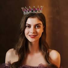 Find A Wholesale light blue crown For Glamor And Style