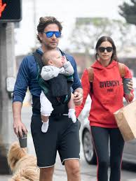 His mother, gloria (campano), is of italian descent, and worked for a local nbc station. Bradley Cooper Steps Out In Los Angeles With Baby Lea And New Dad Hair Vogue