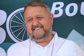 Ils ont fait l histoire de l USOBL Cyclisme William Perard William Pérard  est originaire du secteur du Touquet et plus particulièrement de Stella  plage où il débuta le cyclisme en cadets.