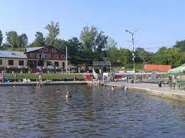 Îmi doresc să știu în ce condiții se desfășoară programul de la valea stelii anul acesta, având în vedere restricțiile impuse de autorități. Care Sunt Tarifele De La BÄƒile Valea Stelii Din BÄƒicoi Ziarul Incomod