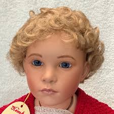 Keeper “lizzy” Modacrylic Wig