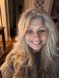 Hi, my name is Sue. I'm 53 and from Brisbane, Australia. I have NF 1. I  have hundreds of fibromas all over my body. Most of the biggest ones are