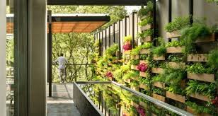 Como Hacer Un Jardin Vertical Y Su Diseno En Los Interiores Y Exteriores Nuevo Decoracion Jardines Verticales Agricultura Vertical Jardineria Vertical