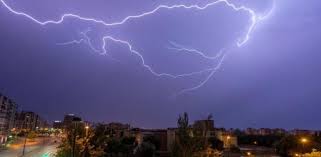 Predicción para los municipios españoles: El Tiempo Hoy Lluvias Y Tormentas Afectaran A Barcelona Girona Y Lleida Este Martes