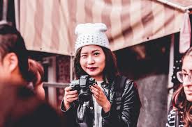 Egal ob sie in ihrer freizeit fotografieren oder professionelle aufnahmen anfertigen möchten, ein gutes objektiv ist ein muss! Mit Dem Zoom Objektiv Richtig Fotografieren So Geht S Mypostcard Blog