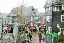Das wetter in 42555 langenberg. Langenberg Feiert Im Regen Bildergalerien Velbert Top