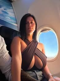 Mady Gio в X: „Welcome back to Romania 🇷🇴 t.coI2aFHJ9krA“  X