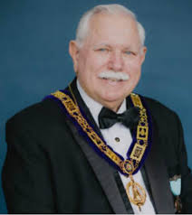 MWM Thomas E. Watson, the Grandmaster of Masons in South Carolina, has  passed away. Give this wonderful Mason a thought and if you're a praying  person, send a prayer out for his