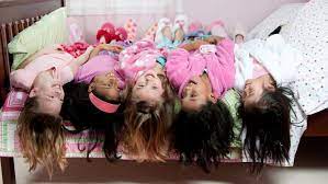 10 Juegos Para Un Pijama Party A Pura Diversion 10 Juegos Juegos Para Ninos Planificacion De Fiesta