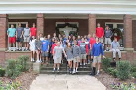Senior Class Gives Back Palmer Home For Children