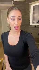 Belen incinta, il post su instagram: Belen Rodriguez Su Instagram Spiega Come Tenersi In Forma In Gravidanza
