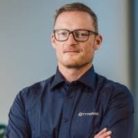 10+ «Jon Lie» profiler