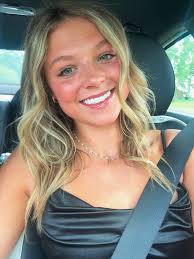 elle richardson (@richardson__elle) • Instagram photos and videos