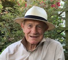 I've been wondering if this was the old Newtown YHA building that's showing 