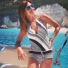 Η βίκυ χατζηβασιλείου είναι 51 ετών. To Swma Ths Bikys Xatzhbasileioy Queen Gr