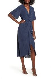 Penny goldstone september 28, 2020 3:00 pm. 45 Gorgeous Winter Wedding Guest Dresses For 2020 Junebug Weddings