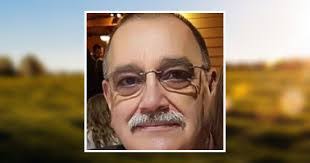 Kevin Dierkes's Instagram, Twitter & Facebook