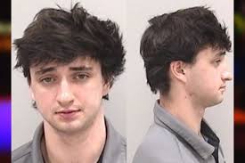 Leo Hooper (04/18/2020)  https://thegeorgiagazette.com/richmond-county-mugshots/leo-hooper/