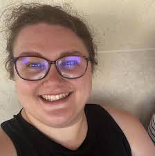 What is the best approach to teaching rhythm and note recognition to  elementary school students?