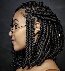 Coiffure courte à l'envers bob coiffures de célébrités How To Easily Install Crochet Goddess Locs Voice Of Hair Short Box Braids Hairstyles Braided Hairstyles For Black Women African Hair Braiding Styles
