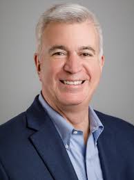 Robert Huston's Instagram, Twitter & Facebook