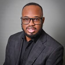 Johnnie Beck's Instagram, Twitter & Facebook