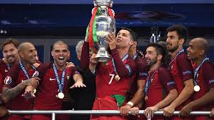 Éderfederação portuguesa de futebol winner euro 2016 éder, portugal, euro 2016, football, futebol did you remember where you were when portugal win euro 2016? Die Geschichte Der Fussball Em 2016 Verletzter Cristiano Ronaldo Peitscht Portugal Zum Titel Sportbuzzer De