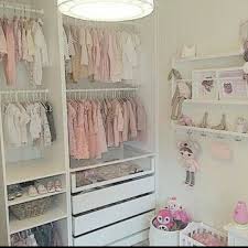 Pin By Melek Ergunay On Cocuk Odasi Baby Girl Room Girl Room Closet Renovation
