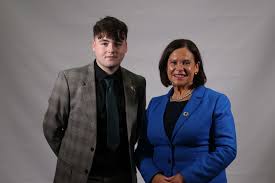 Meet the 18-year-old Traveller running as a Sinn Féin candidate in the  local elections | Irish Independent