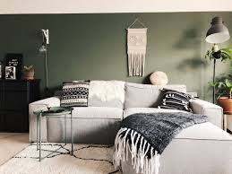 over de groene muur en een verftrucje home living room home living room green