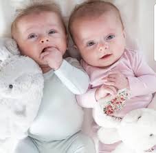 Babycute Twin Twins Baby اطفال توينز توأم مساء مساء الخير صور صوره توام تصميم تصاميم مواليد رمزيه كيوت كياته اكسبلور صباح Instagram Posts Baby Face Instagram