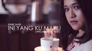 Lagu berjudul sandar padaku ditulis oleh marr mohamad dan komposer oleh panji. Ost Meh Sandar Pada Aku Cute766