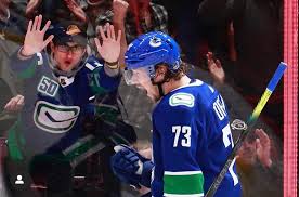 Tyler toffoli, qui est âgé de 27 ans, compte 34 points en 58 duels cette saison. Happy 28th Birthday To Tyler Toffoli Canucks