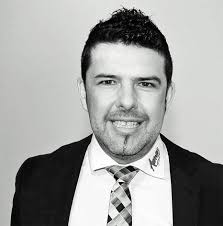 Wasseranalyse in öffentlichen Schwimmbädern . Für ein Maximum an Hygiene  und Effizienz der Pflegemittel.