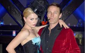 Married for over 15 years, the powerful twosome have been able to maintain a family, successful careers, and a strong partnership under the stressful glare of. 10 Facts About Stephen Moyer Anna Paquin S Husband And Film Maker Glamour Path