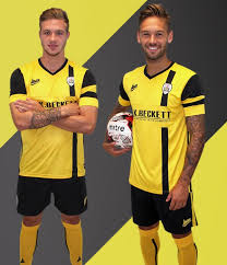 Liga live bei magentasport:10.10.2020, 4. New Barnsley Away Shirt 2014 15 Avec Barnsley Yellow Kit 14 15 Football Kit News