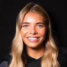 Amina Gray's Instagram, Twitter & Facebook