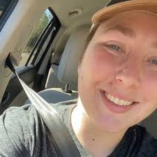 britt hall (@britt_h11)