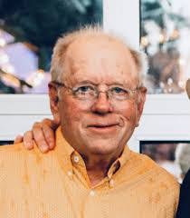 Lee Deskins's Instagram, Twitter & Facebook