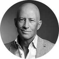 Grégory Cuilleron-Conférencier en Innovation et Cohésion d'équipe