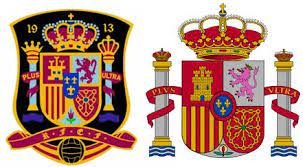 España, que solo ha perdido un partido en su estreno en la competición, se enfrenta a un rival al que le van mejor los mundiales que las eurocopas. Escudo Seleccion Espacbola Png Transparent Images Free Png Images Vector Psd Clipart Templates